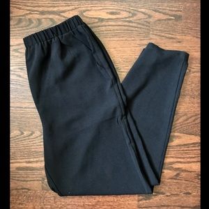 NWOT Black Dress Pants W/ Elastic Waist.
